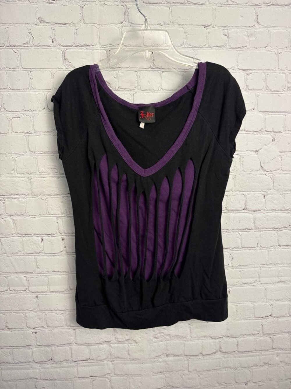 Folter XL black and purple v neck distressed ripped shirt XL vintage y2k grunge